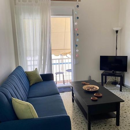 Darsiss - Agrinio Museum Apartment Luaran gambar
