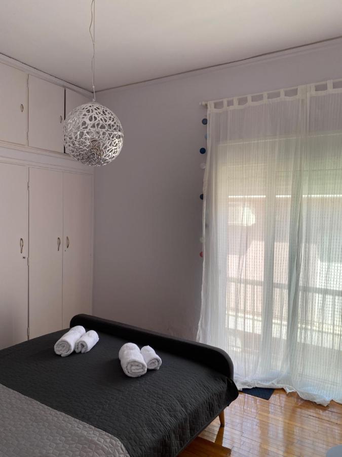 Darsiss - Agrinio Museum Apartment Luaran gambar